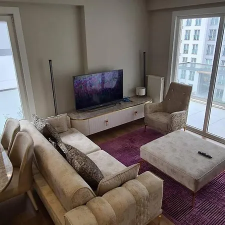 2bedrooms 2washrooms With Parking. Near Starbucks